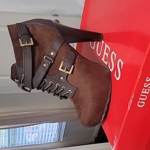Guess boots brown size 8.5